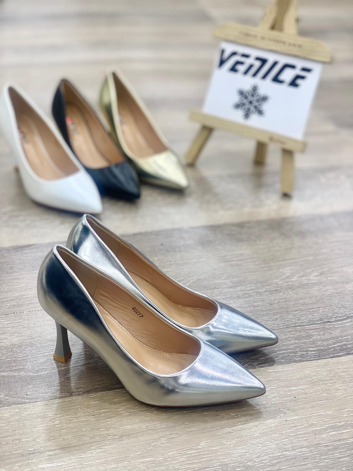 Gray heel sandals 8 cm